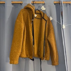 Short mustard yellow jacket